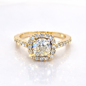 Cushion Diamond Halo