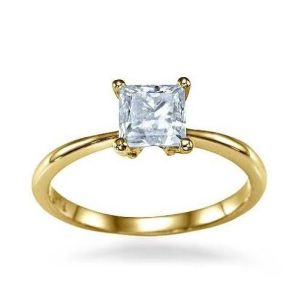 Yellow gold Princess Solitaire